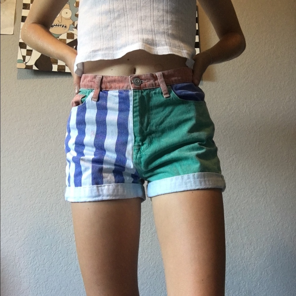 ☄️BDG☄️ Urban Outfitters Multi Color/Pattern Short
